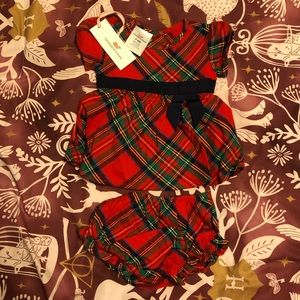 *Brand New* Vineyard Vines holiday dress 3-6 mo